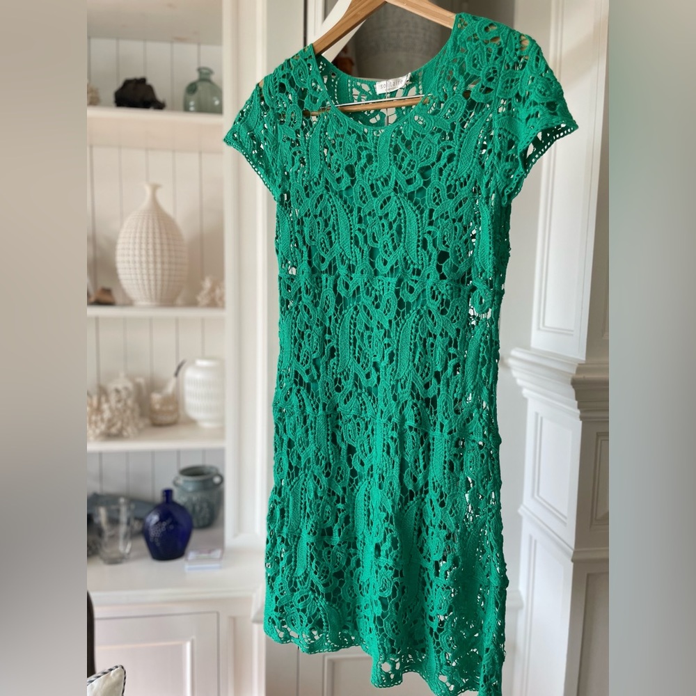 NWT SOLITAIRE Women’s Crochet Kelly Green Dress Size L
